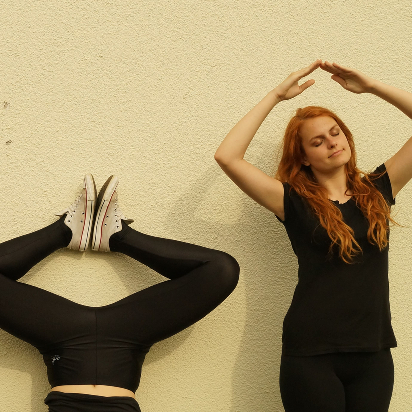 yoga 826x826px