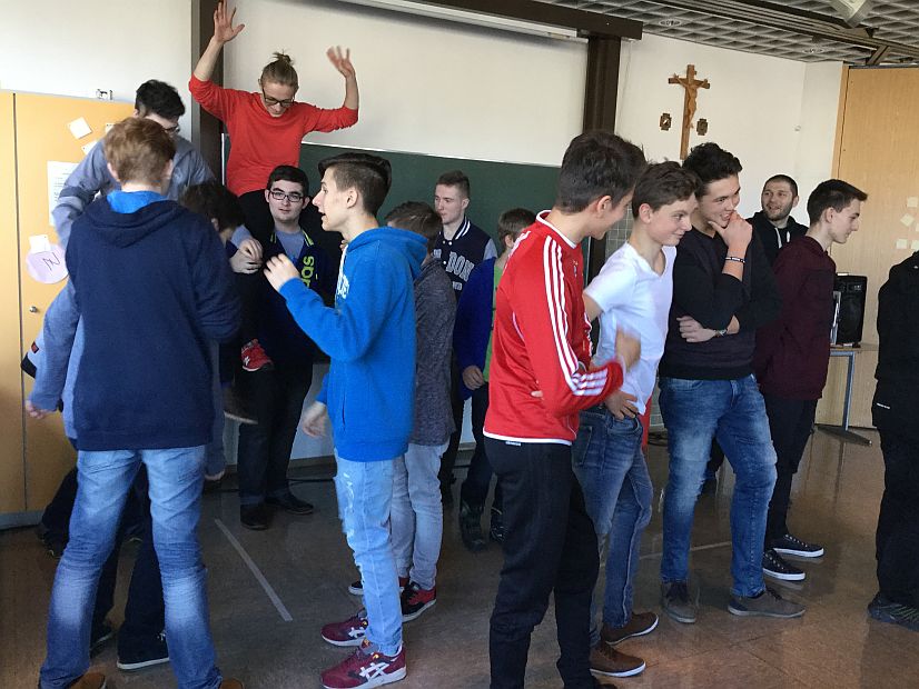 ggA Szene Jugendliche 826px 01